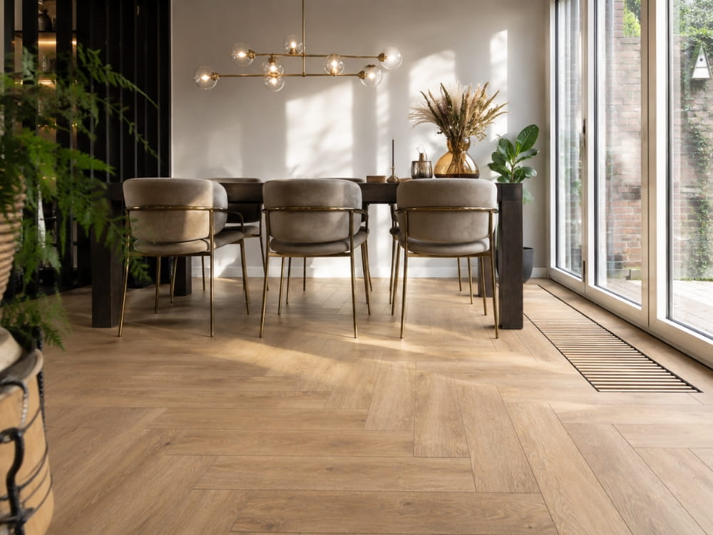 Elleboog PVC visgraat laten leggen